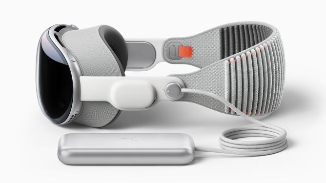 Apple Vision Pro goggles