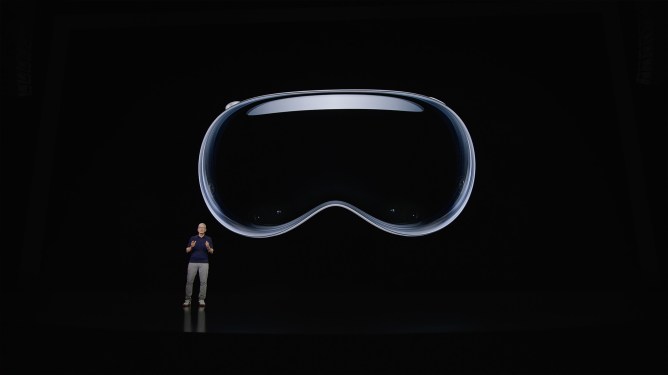 VR headset backdrop to Tim Cook onstage