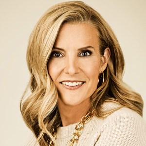 Rebecca Lynn