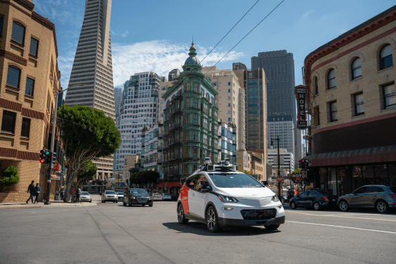 Cruise self driving car in San Francisco