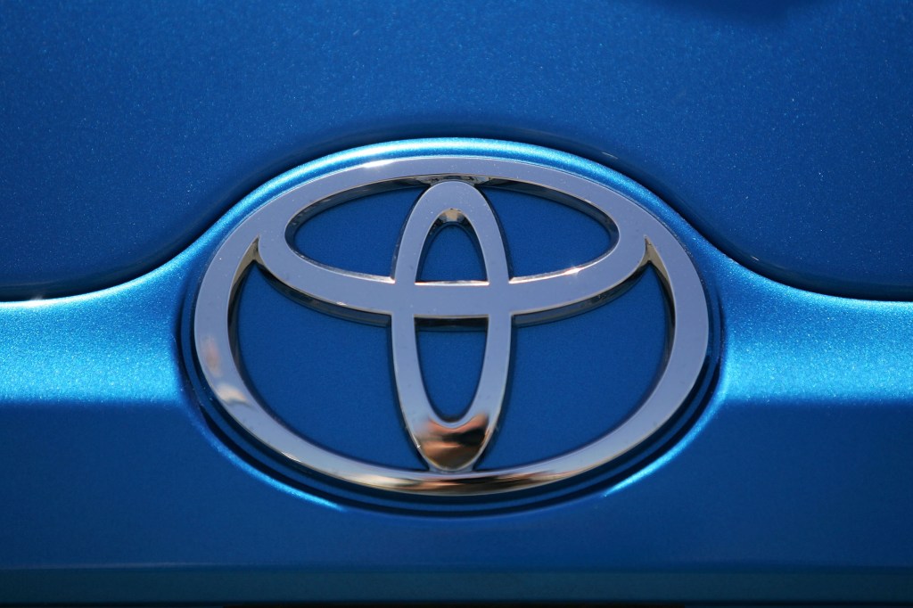 Toyota emblem