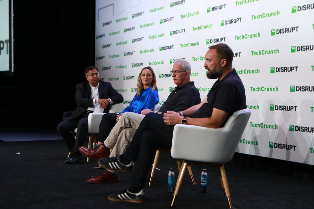 Rajeev Chand, Partner & Head of Research, Wing Venture Capital Craig Martell, Chief Digital and Al Officer, DoD Tara Murphy Dougherty, CEO, Govini Torsten Reil, Co-founder & Co-CEO, Helsing