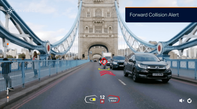 Envisics AR HUD demonstrated going across Tower Bridge