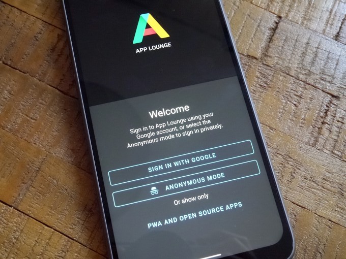 Murena e/OS App Lounge showing option to sign in with Google