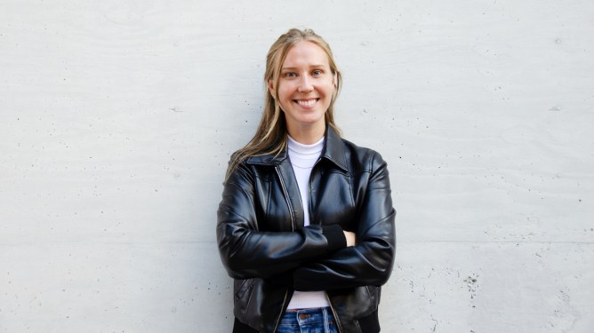 Claire Stepanek, ergo