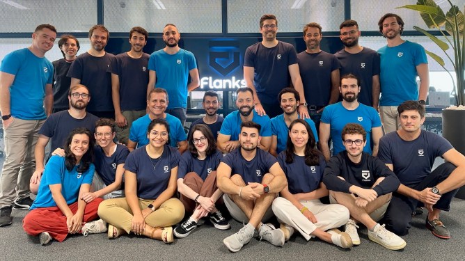Flanks, wealth management, Spain