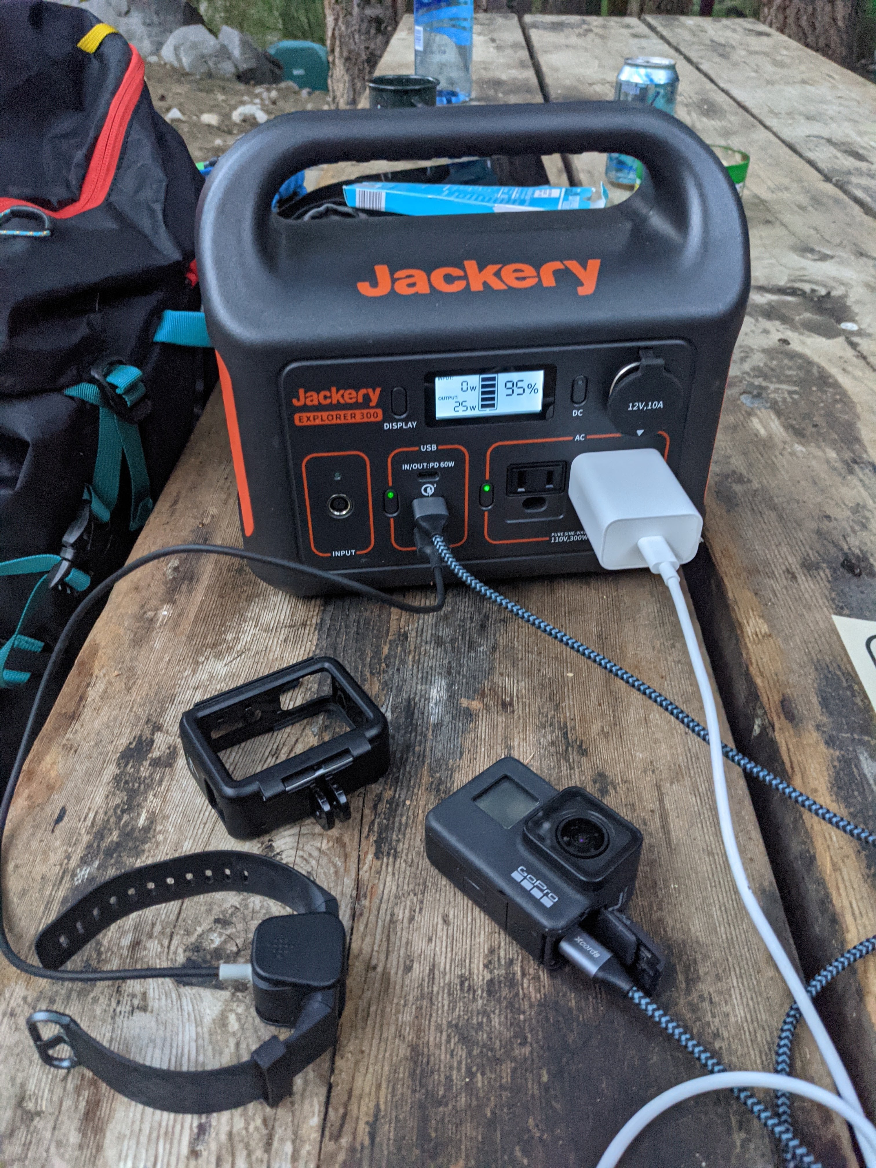 Jackery Explorer 300