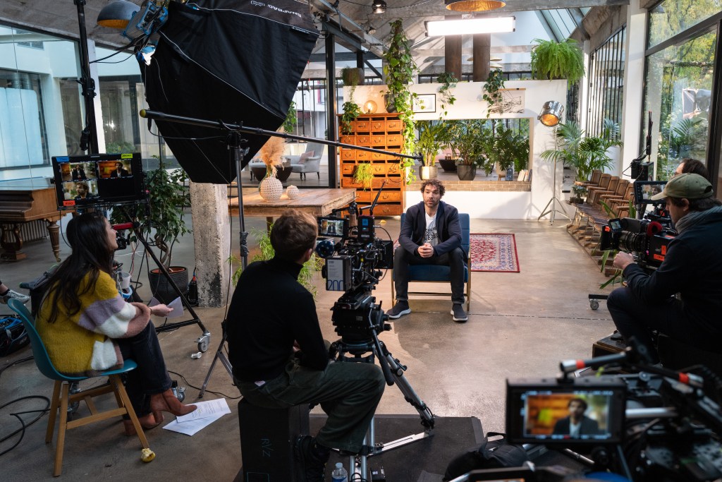 Augment Class Filming Wikipedia Founder Lime