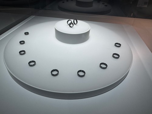 Samsung Galaxy Ring display