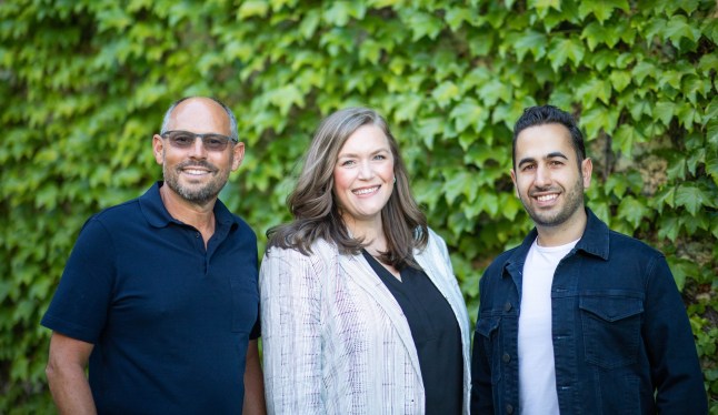 Maven Ventures, Jim Scheinman, Sara Deshpande, Robert Ravanshenas, consumer tech, venture capital