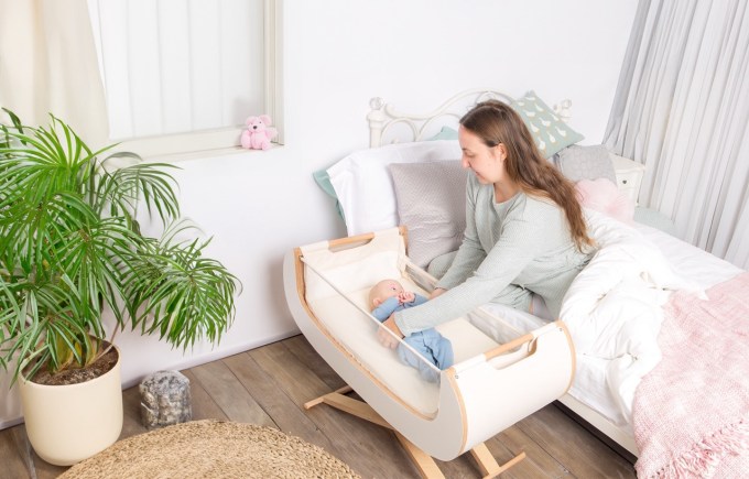 Alora Baby's bedside crib