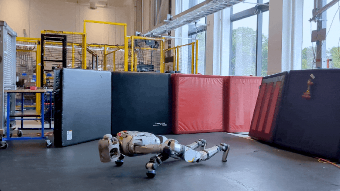 Atlas doing push-ups