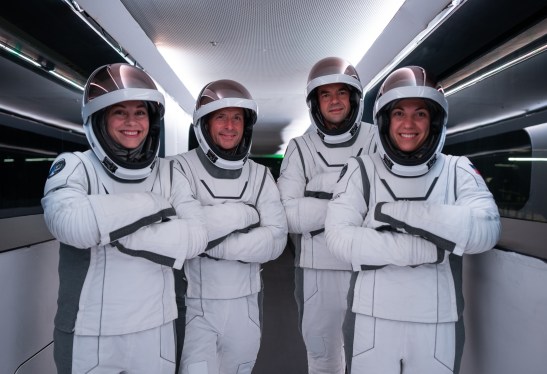 Polaris Dawn crew suited up