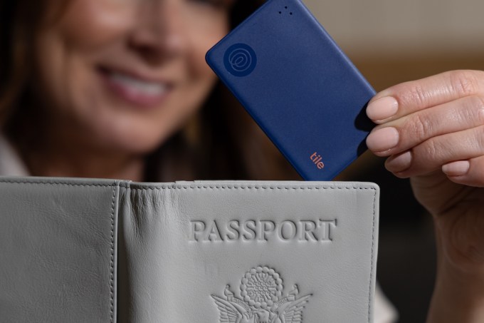 Tile's Slim product for wallets and passport holders